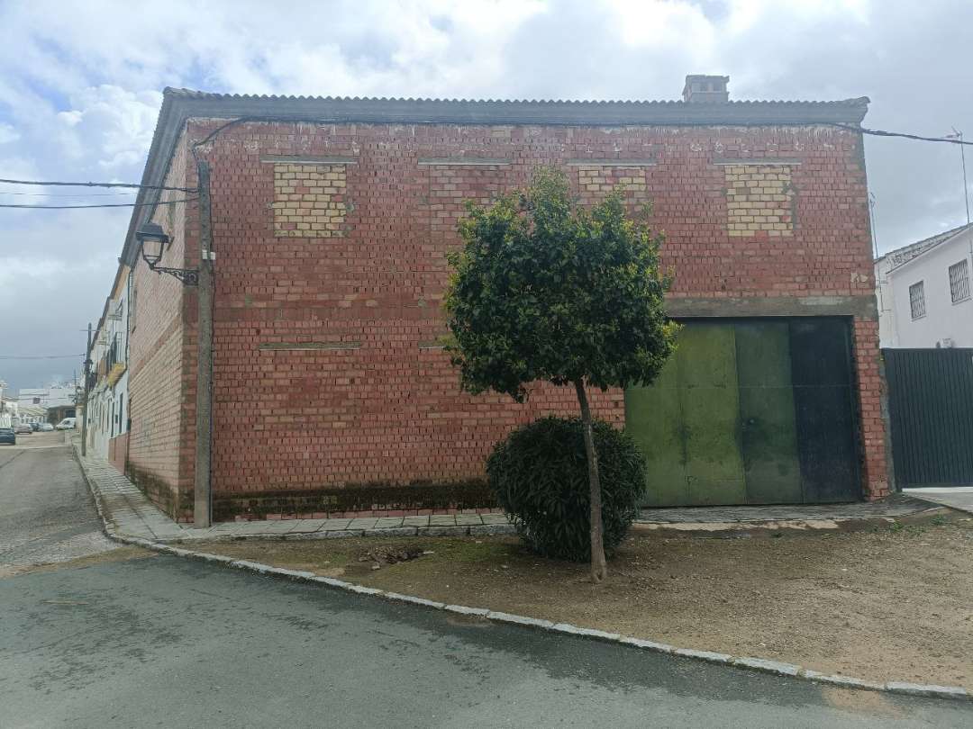 casa en venda en castilblanco de los arroyos